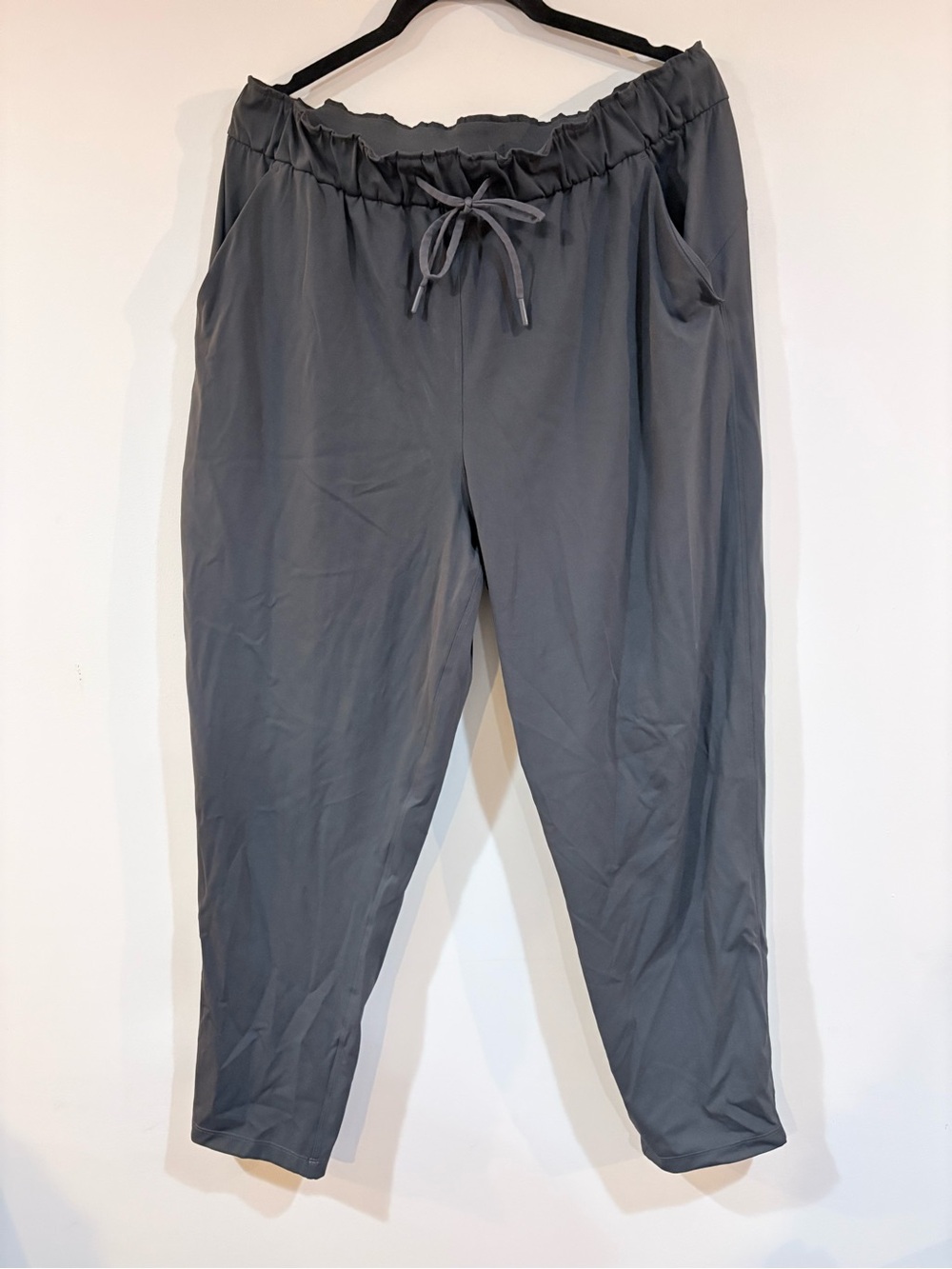 Lululemon high rise stretch size 12